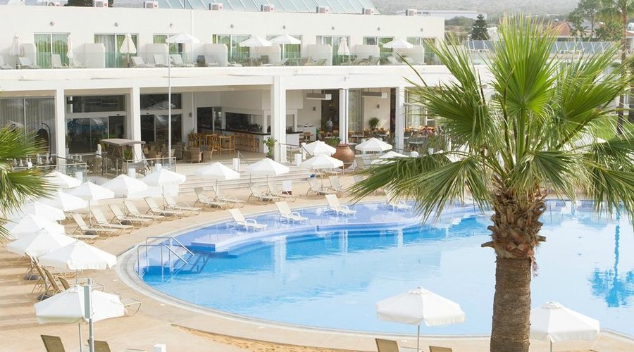 Pool area