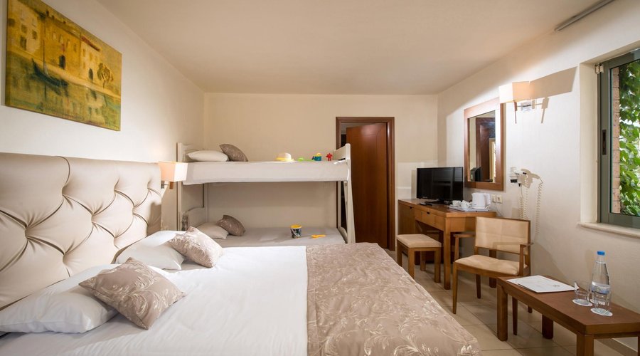 Quadraple Room