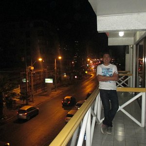 Hotel Charile Inn
