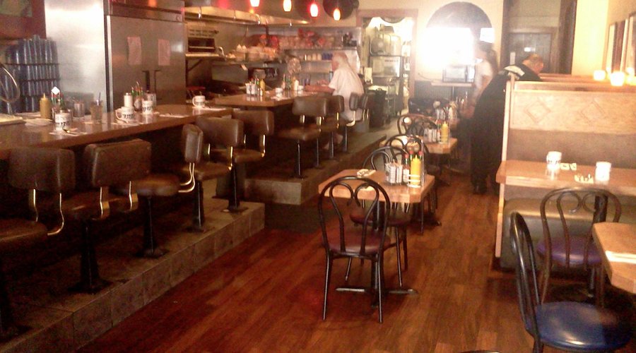 Satellite Diner & Lounge