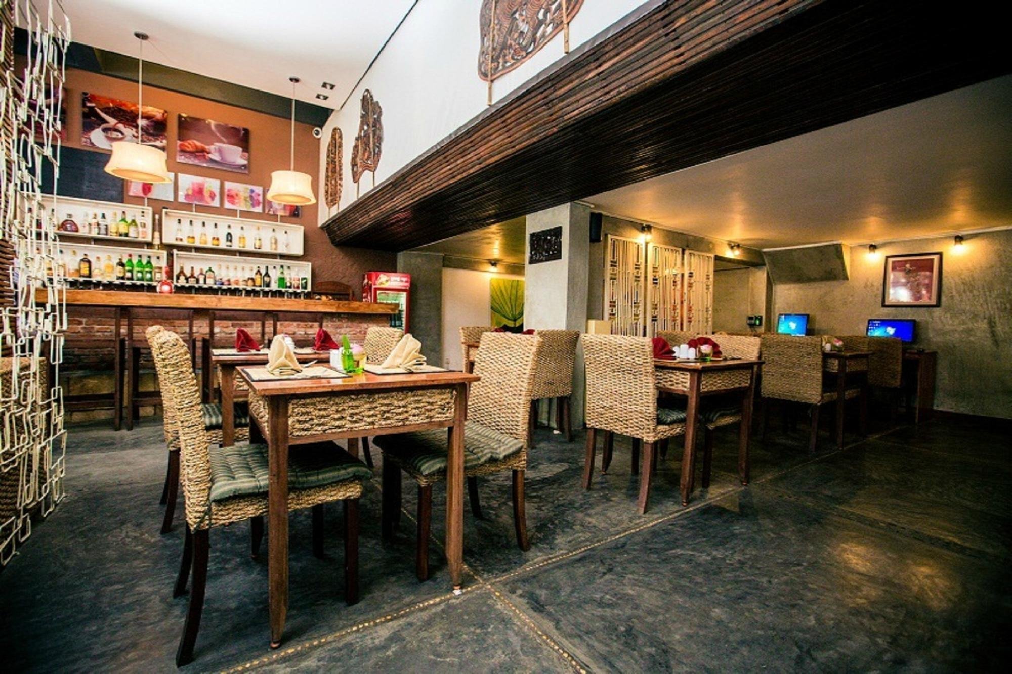 Monsoon Riverside Hostel by null
