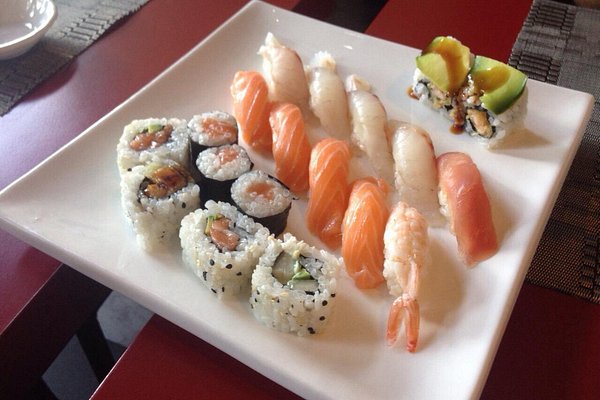 Sushi nigiri Gun Kan Sake salmone e uova di salmone - Picture of Do Eat,  Milan - Tripadvisor