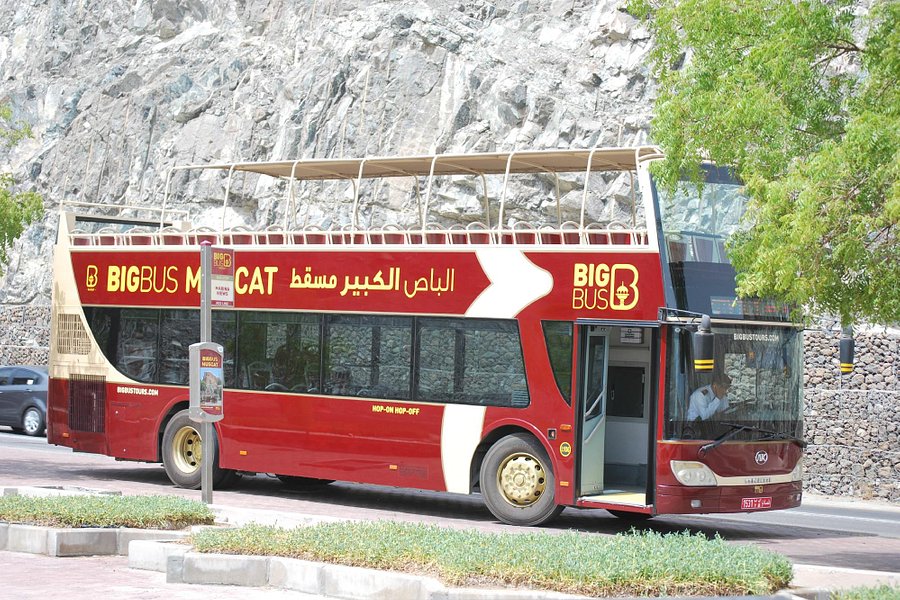 big bus tour route muscat