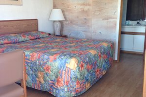 Room & Suite