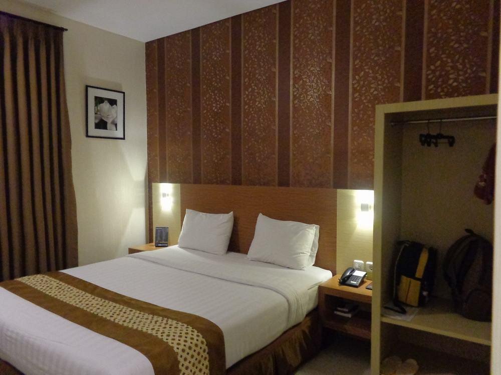 CAPITAL O 1776 CEMPAKA HILL HOTEL Updated 2023 Prices (Jember, Indonesia)