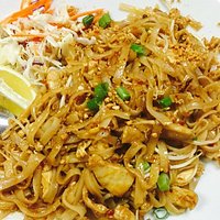 Chicken pad thai