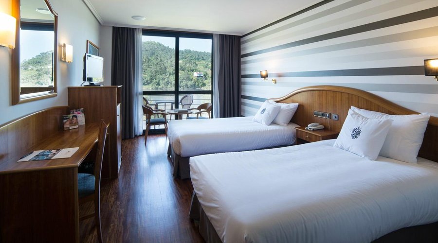Habitación con vistas al río Miño