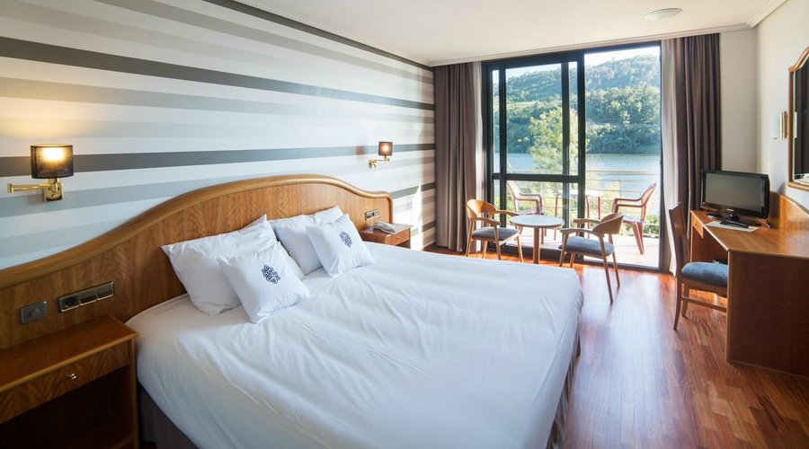 Habitación con vistas al río Miño