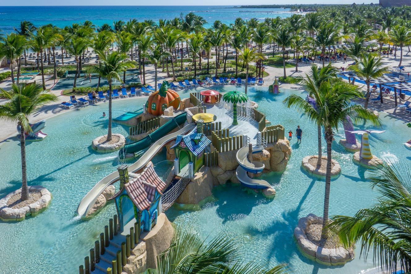 Hotel photo 17 of Barcelo Maya Palace.