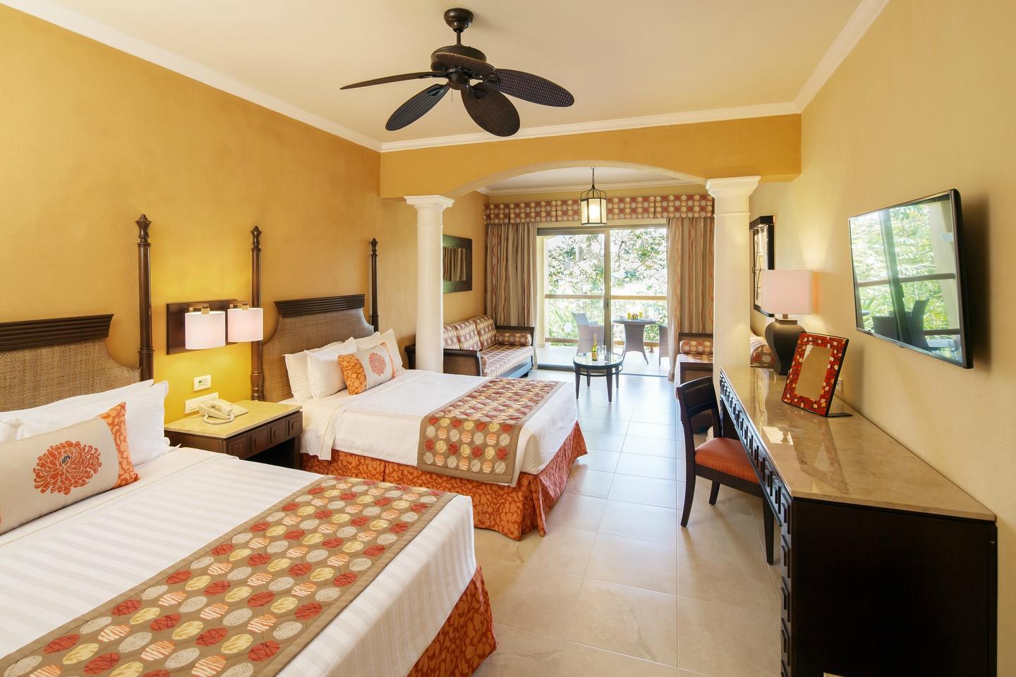 Hotel photo 16 of Barcelo Maya Palace.