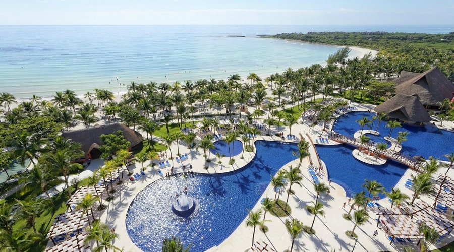 Escape to Paradise this March Break – Exclusive Deal from Charlottetown! 