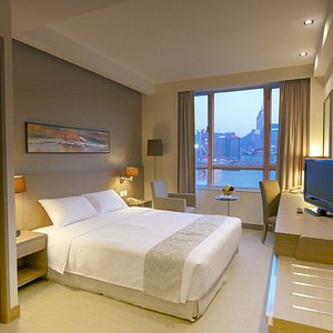 Harbour View Room with Queen Bed (Day)