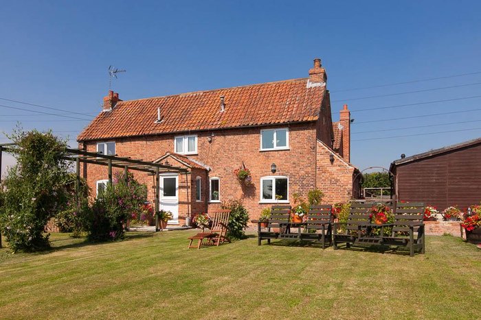 BRECKS COTTAGE - Prices & B&B Reviews (Moorhouse, England)