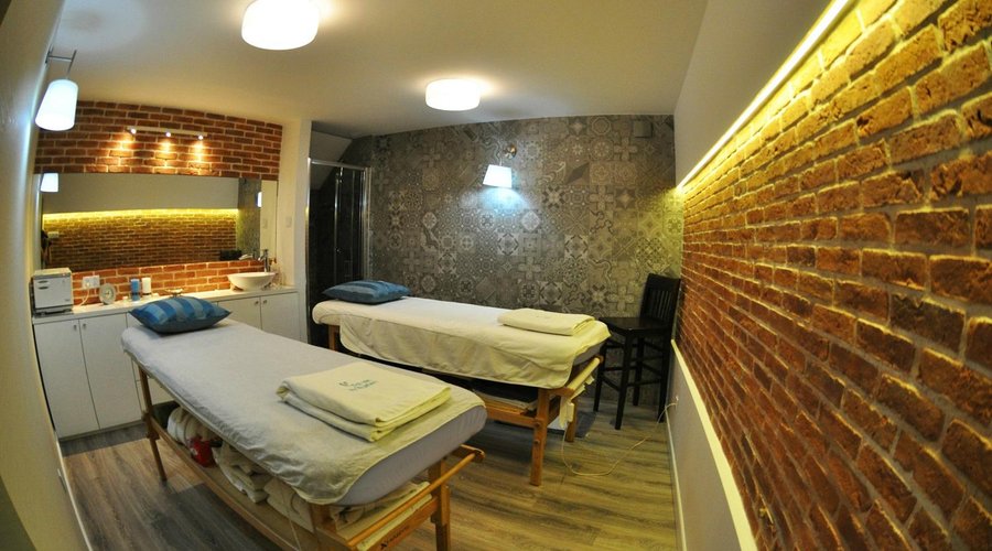 Massage room for two