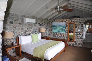 Room & Suite