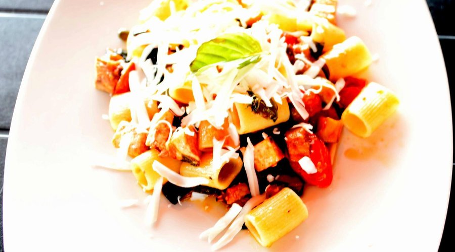 Mezzemaniche Spada e Melanzane