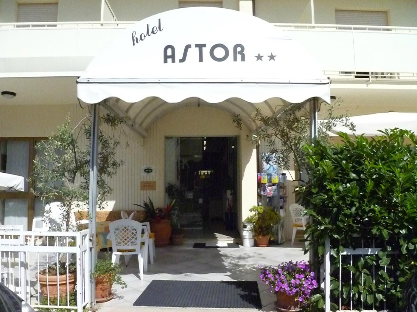 Hotel Astor (리치오네) - 호텔 리뷰 & 가격 비교
