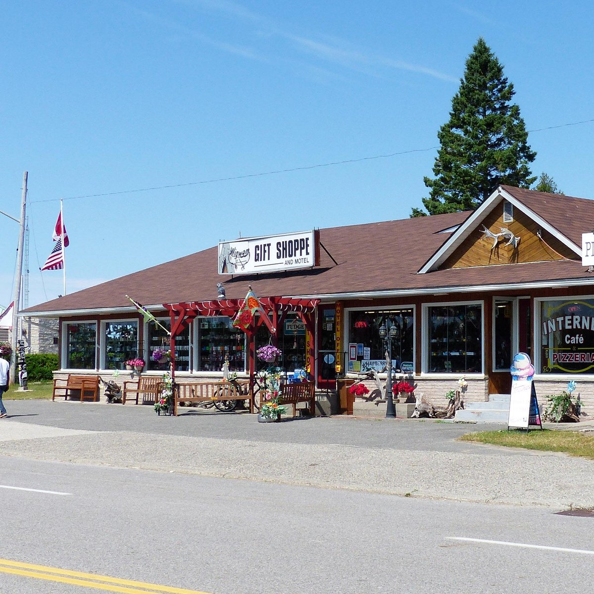 The Wigwam Gift Shoppe Motel Ontario Canada