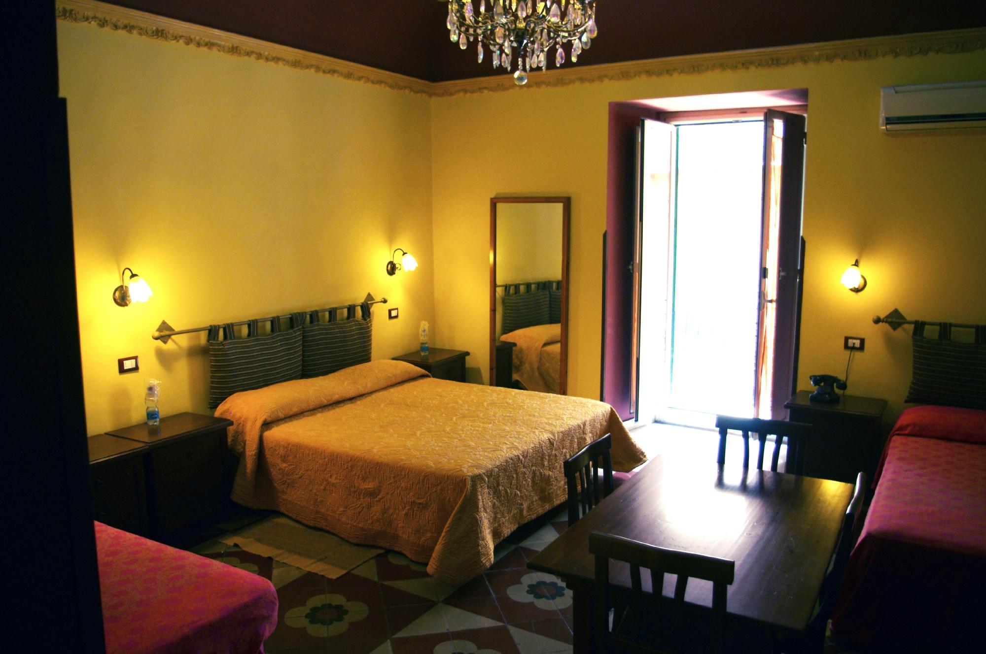 PALAZZO AJALA B&B - Updated 2022 Prices (Caltanissetta, Italy)