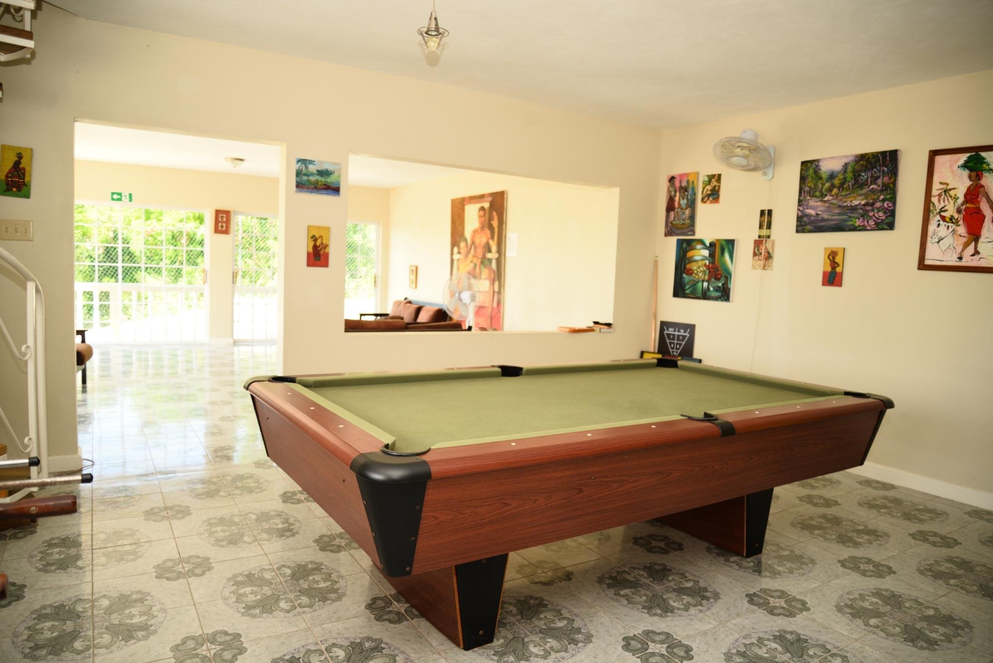 Retreat Guesthouse Luxury Suites by null
