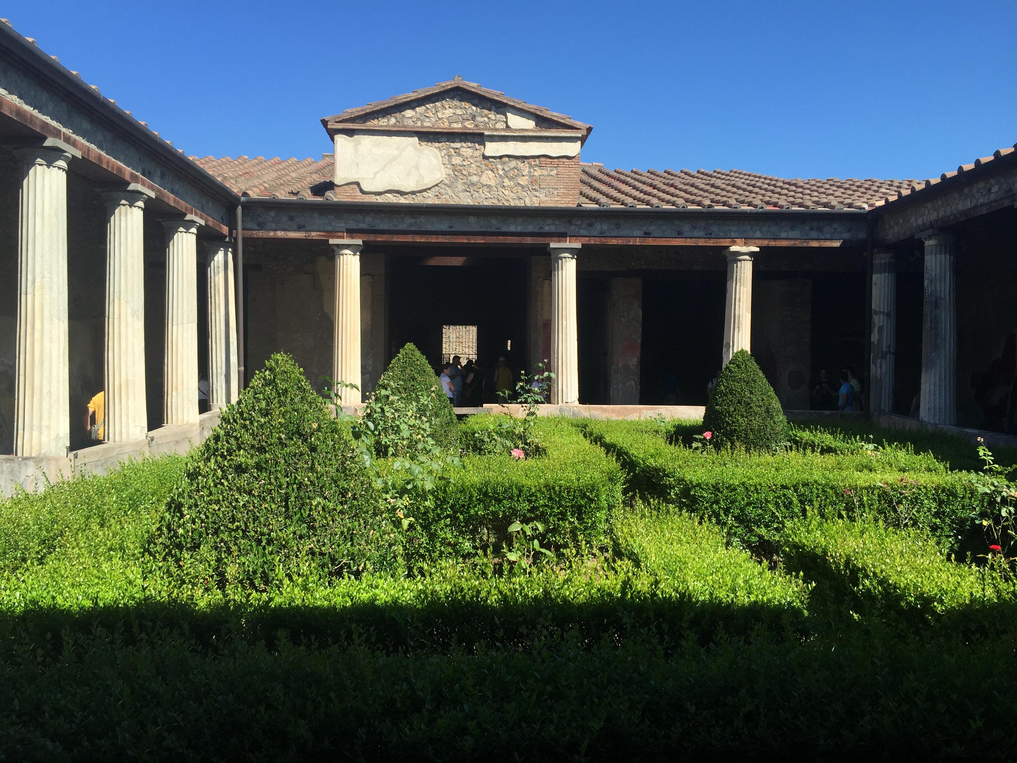 House Of Menander Casa Del Menandro Pompeii   The Courtyard 