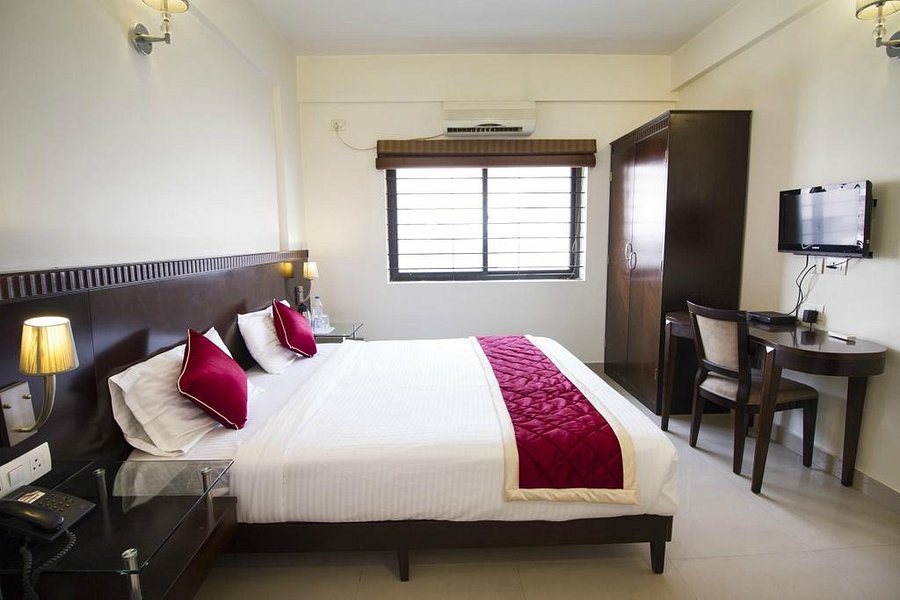 Hotel Stayeasy Majestic Bengaluru Hotel Reviews Photos Tripadvisor