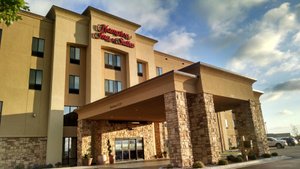 HAMPTON INN & SUITES WILLISTON - Updated 2023 Prices & Hotel Reviews (ND)