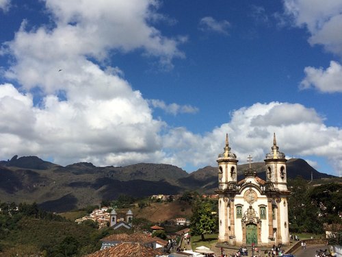 Traveling to Ouro Preto, Brazil (like a local) - Nomad Copywriting