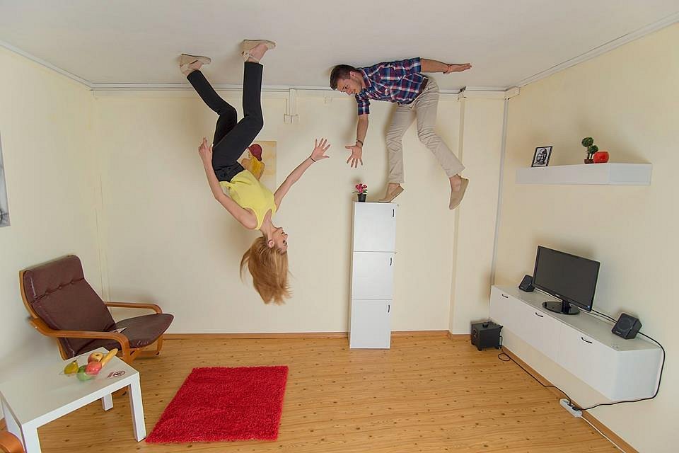 Down rooms. Upside down Room for Kids. Upside агентство. Turn upside down Room. Room down.