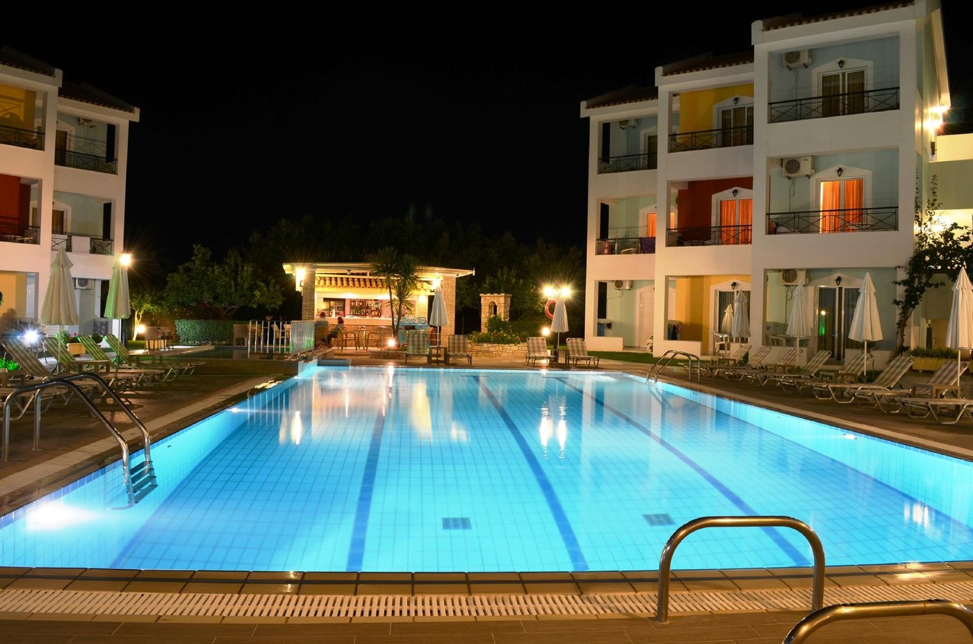 MAISTRALI APARTMENTS - Updated 2023 Prices & Hotel Reviews (Tragaki ...