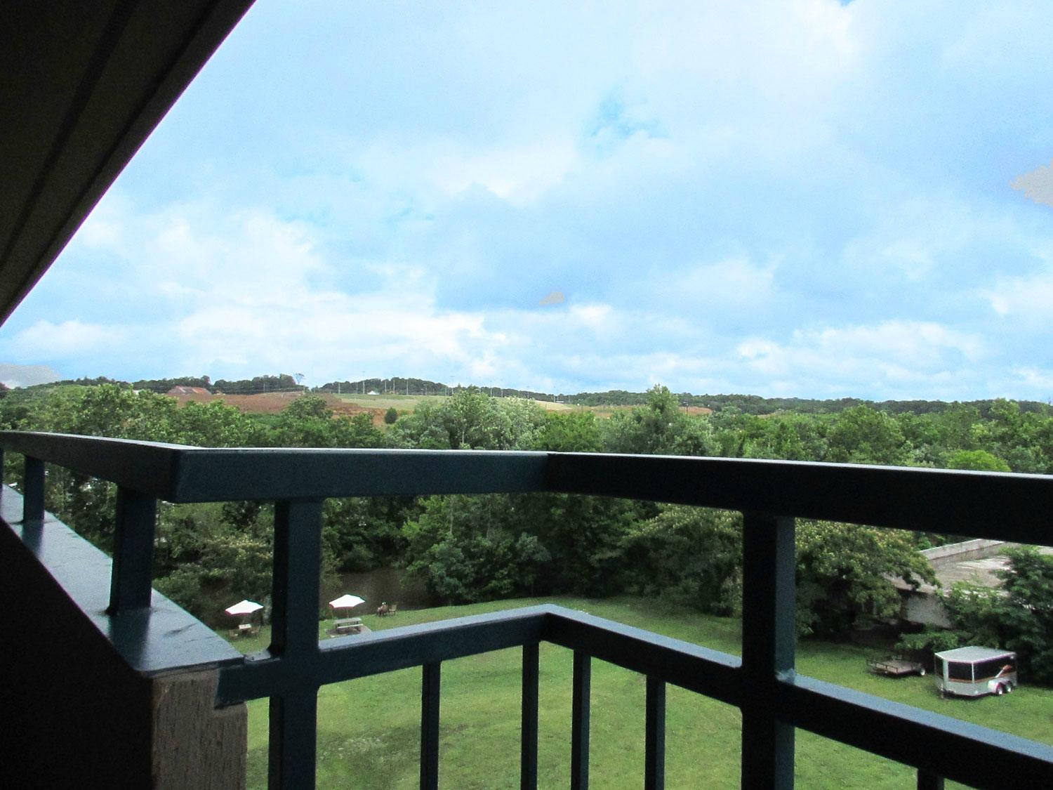 Hotel photo 19 of Arbors at Island Landing Hotel & Suites.