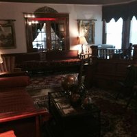 The Stone Lion Inn Murder Mysteries and Dinner - All You Need to Know ...