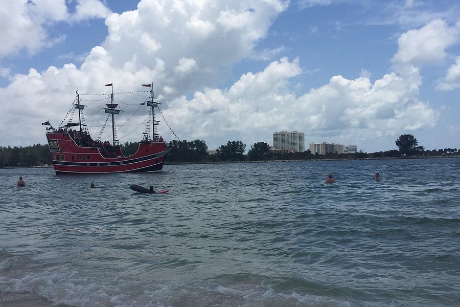 pirate boat tour clearwater
