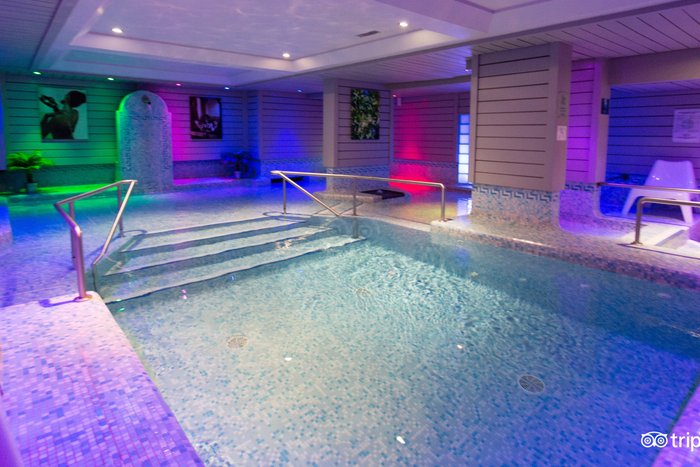 Hotel Le Morgane Chamonix Pool: Pictures & Reviews - Tripadvisor