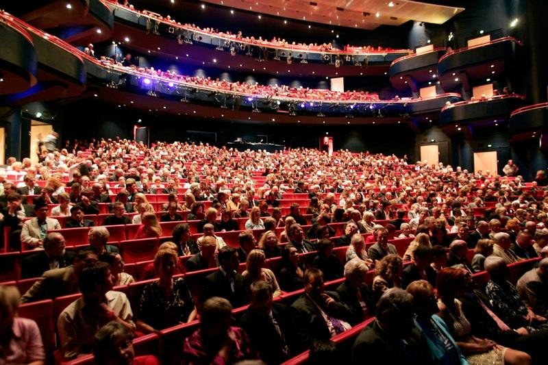 Metropol Theater Bremen ATUALIZADO 2023 O que saber antes de ir