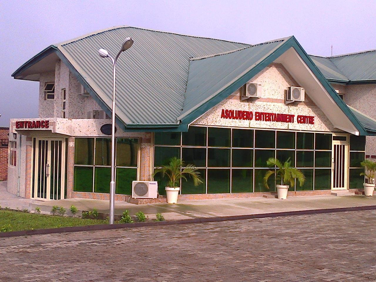 Conference Hotel & Suites Sagamu image