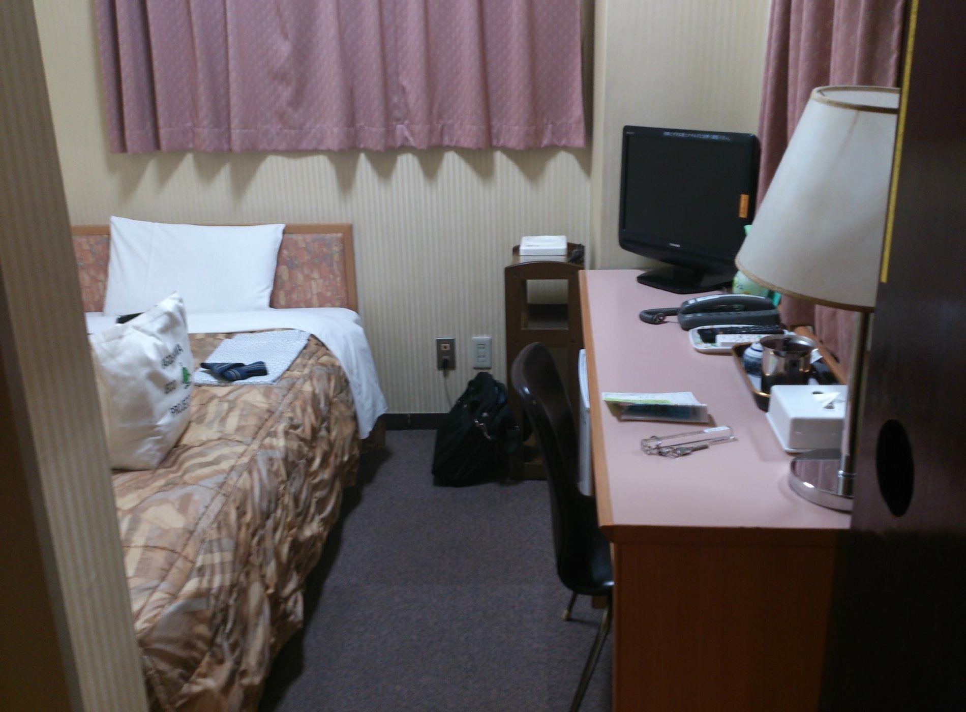 Business Hotel Shinjuku Town Hotel by null