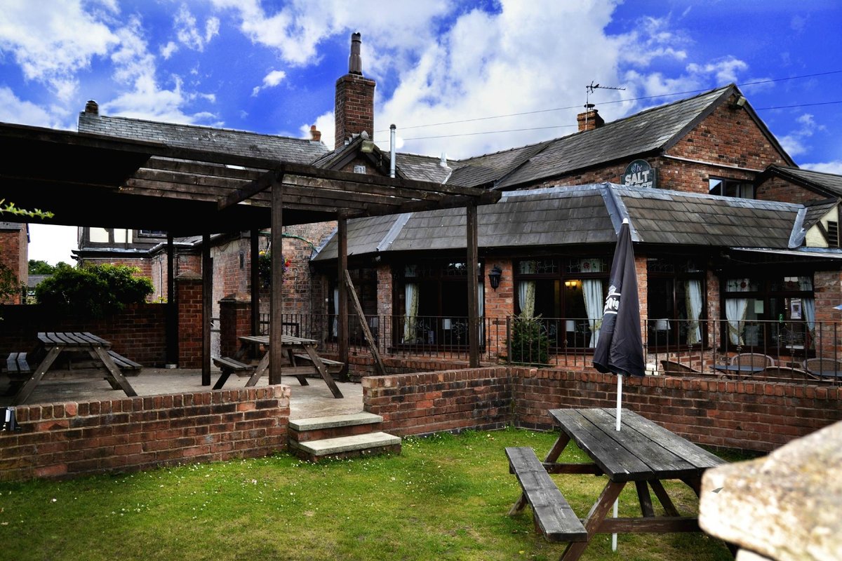 THE SALT BARGE PUB, Northwich - Menu, Prices & Restaurant Reviews ...