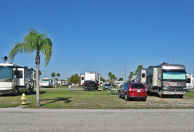 Hotel photo 16 of Harbor Lakes RV Resort.