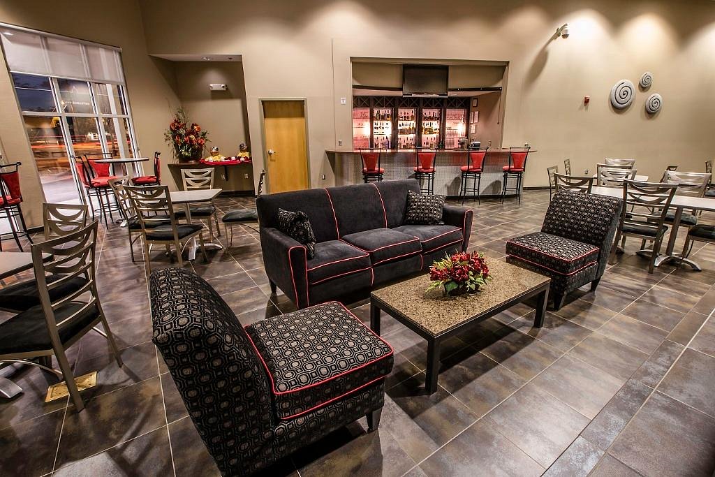 HOTEL ARTESIA Updated 2024 Prices & Reviews (NM)