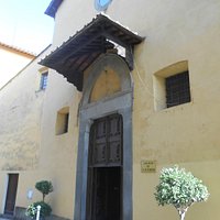 Ingresso alla Chiesa di San Michele Arcangelo