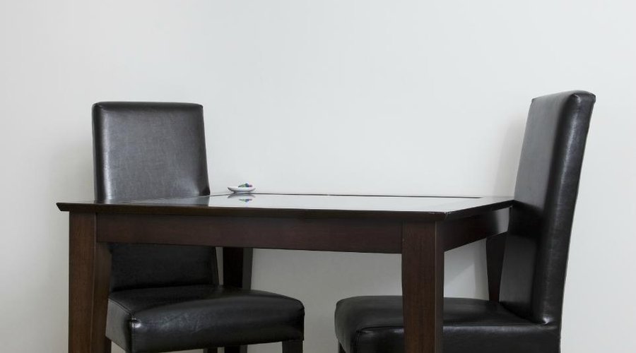 Dining facilities in all rooms