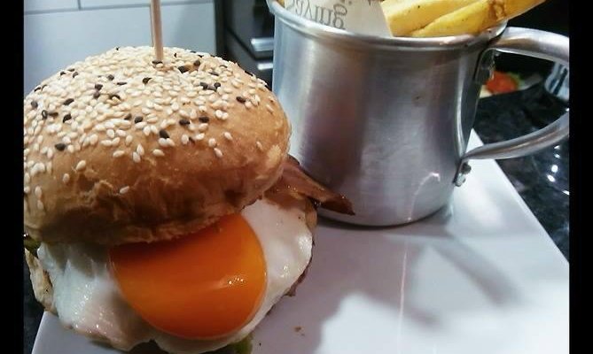 O nosso hambúrguer Meat