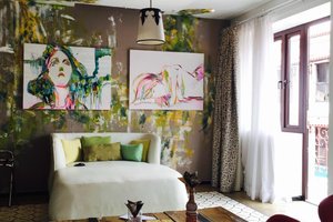Room & Suite