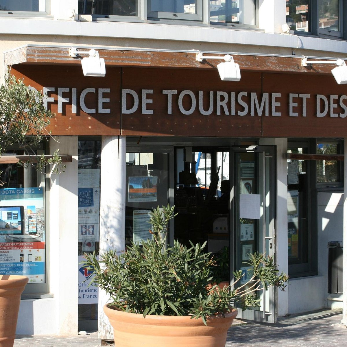 tourism office cassis