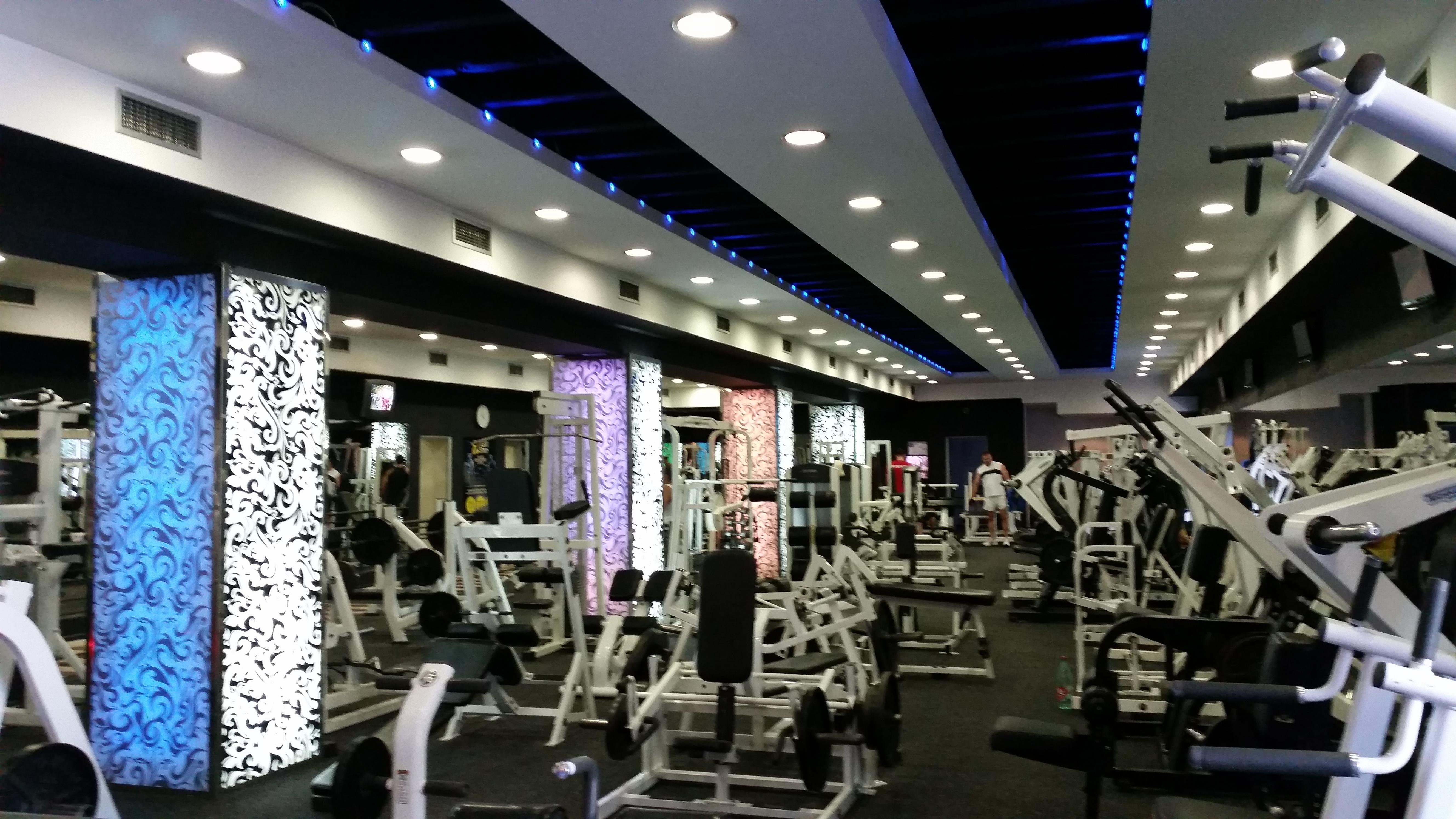 Extreme fitness store