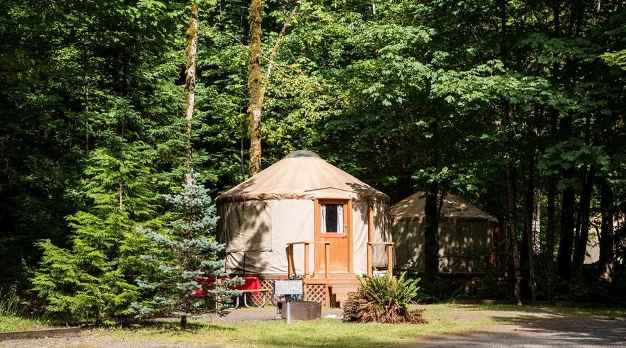 Yurt rental