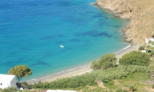 Petite plage en contrebas