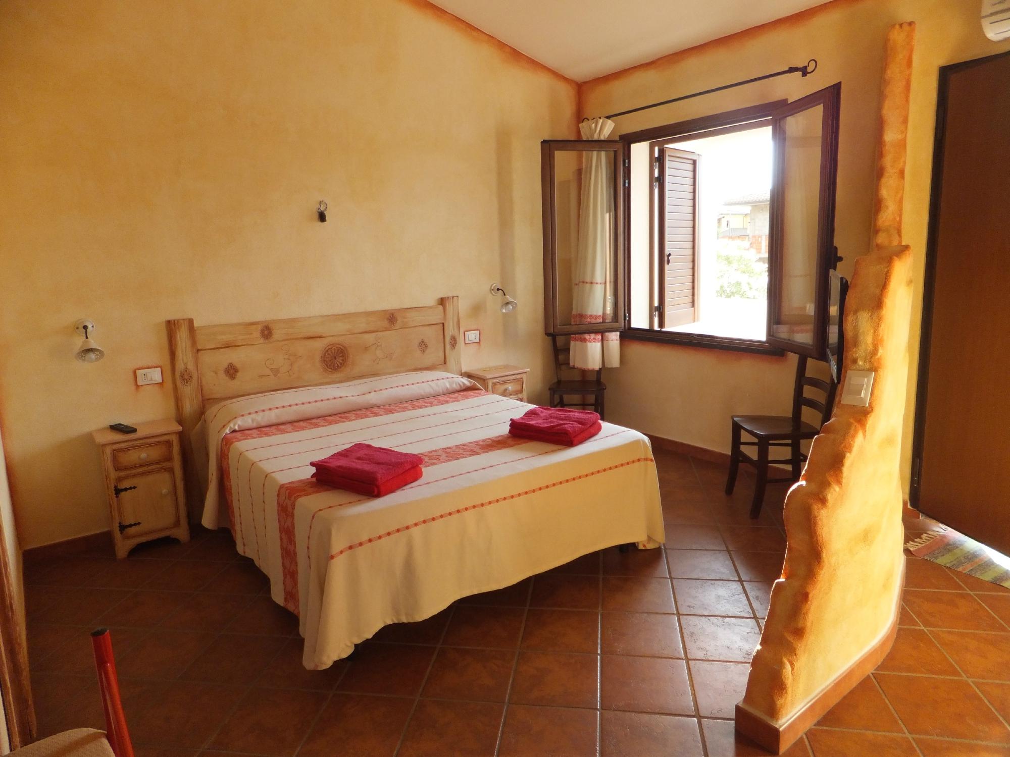 BED AND BREAKFAST GRAZIA DELEDDA - Prices & B&B Reviews (Galtelli, Italy)