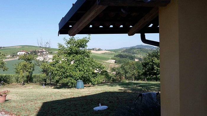 A place to stay in Monferrato - Rooms - Cantina Hic et Nunc